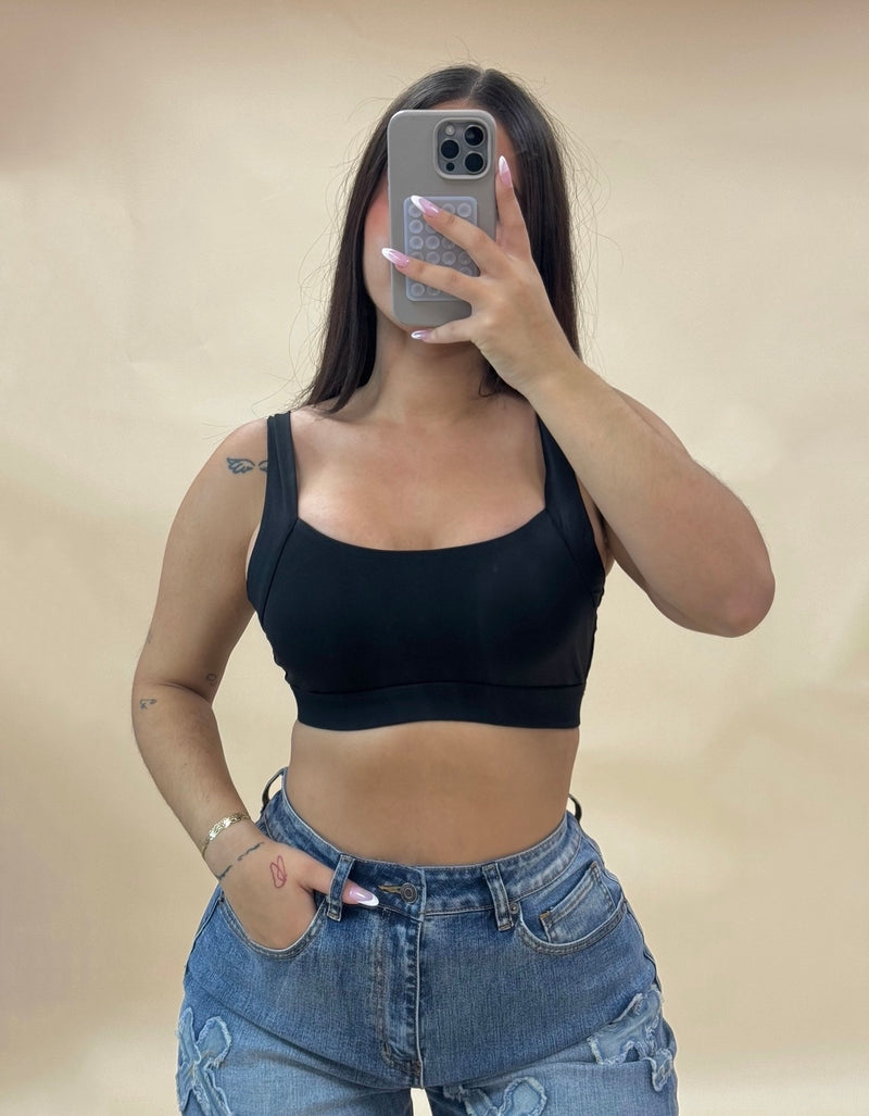 EMMA CROP TOP (BLACK)