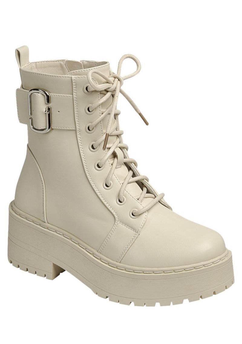 COMBAT BOOTS